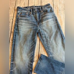 Like new. American Eagle Blue Denim Jeans Mens 29 x 34